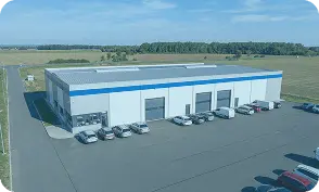 Komerční objekty a haly